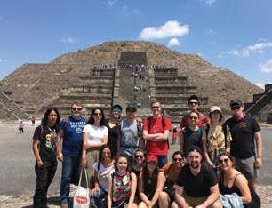 Passeio pelas pirâmides de Teotihuacan