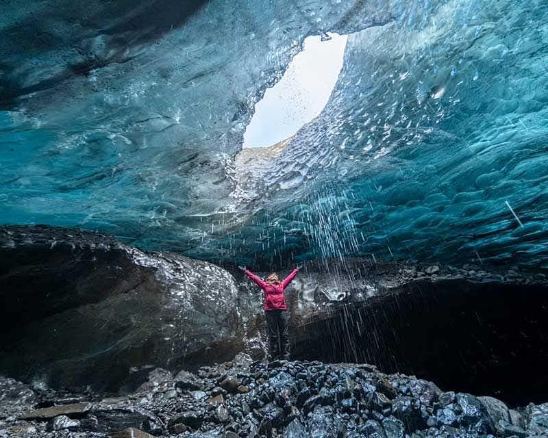 grotta di ghiaccio blu cristallo