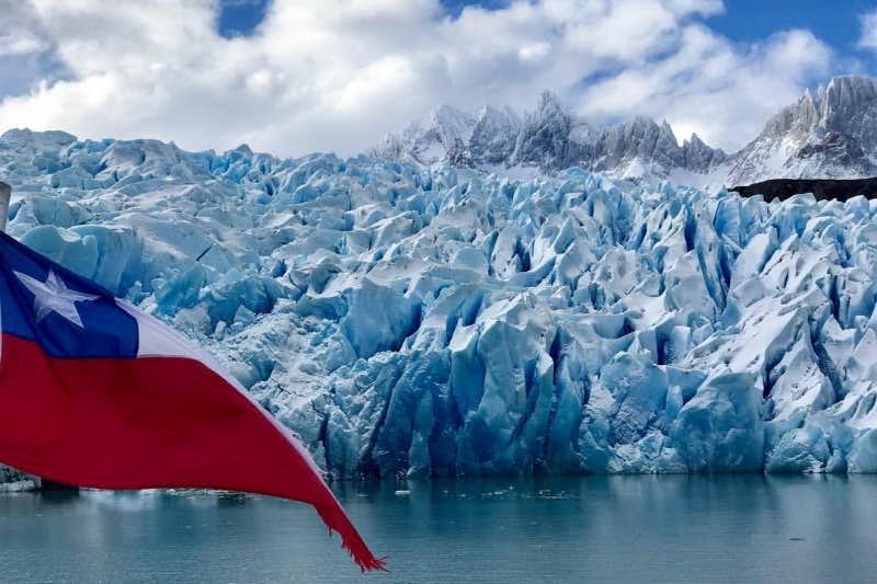 bandeira chile glacier grey