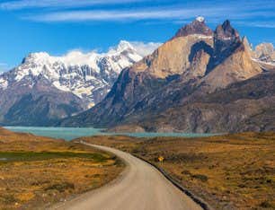 Torres del Paine Full Day Tour & Caverna Milodon