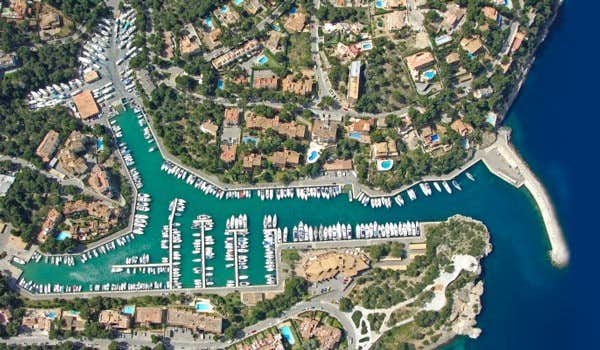 Santa Ponsa yacht club Mallorca