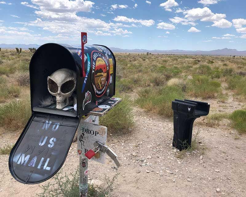 caixa de correio preta área 51 nevada alienígenas
