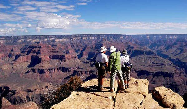grupo na excursão ao Grand Canyon