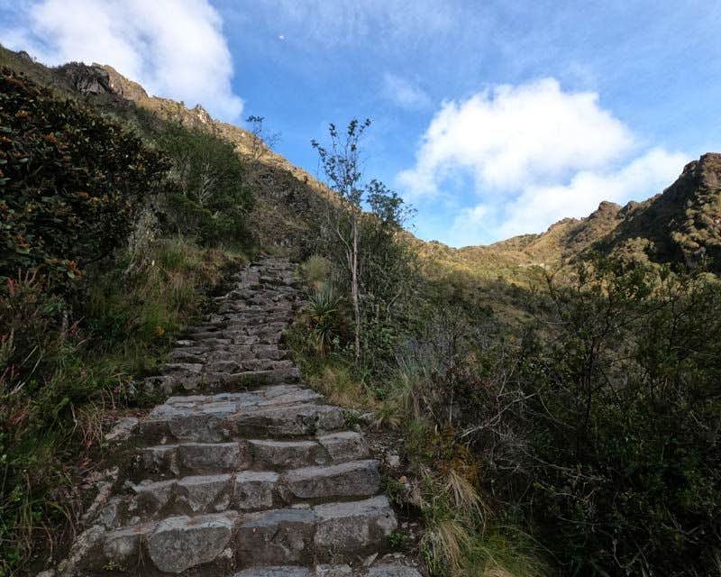 escadas da trilha inca