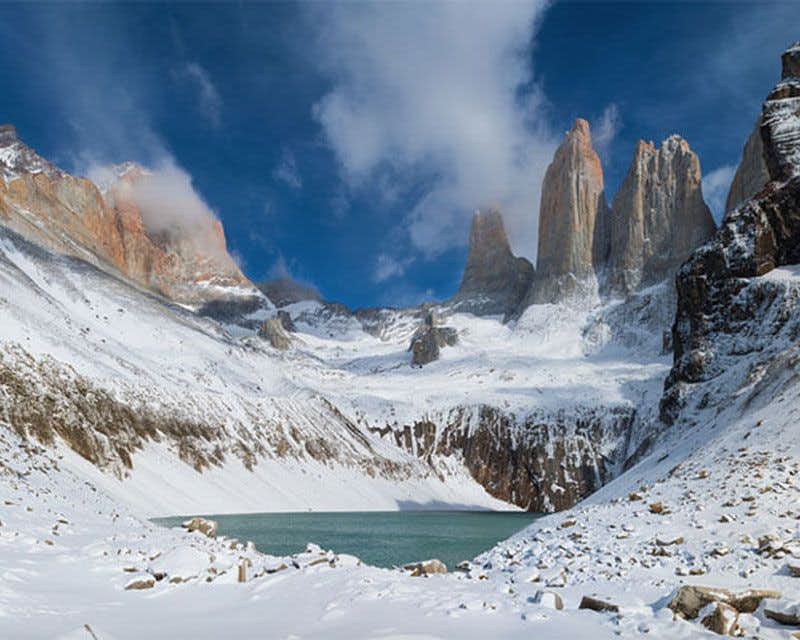 Base de las Torres Aussichtspunkt verschneite Winterwanderung