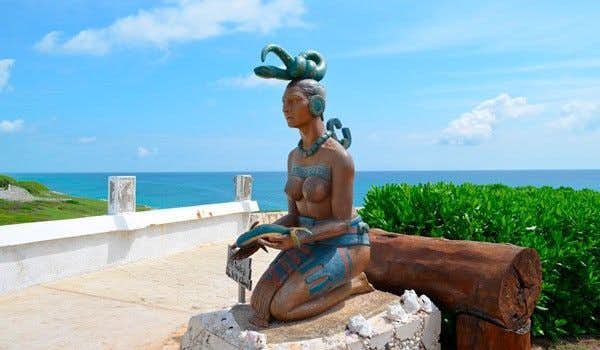 Ixchel-Statue auf der Isla Mujeres