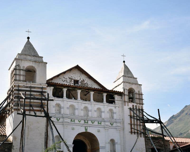 Weiße Kirche im Colca-Tal