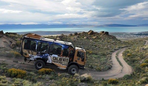 off-roader on the path back to El Calafate
