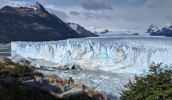 view of the footbridges with people at perito moreno
