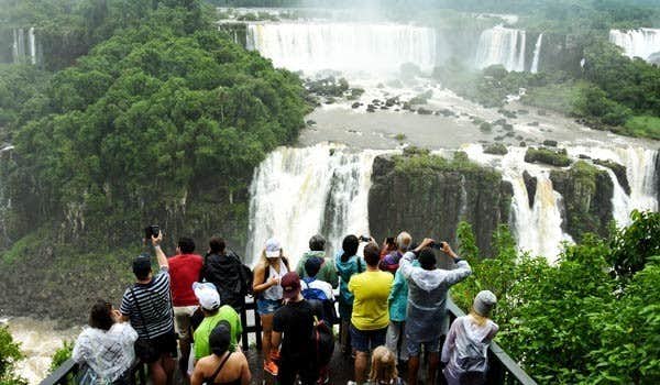 trail viewpoint on the iguazu waterfalls tour