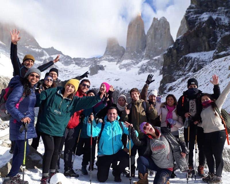 base torres del paine hike group