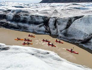 Kayak Heinabergslón Glacier Lagoon
