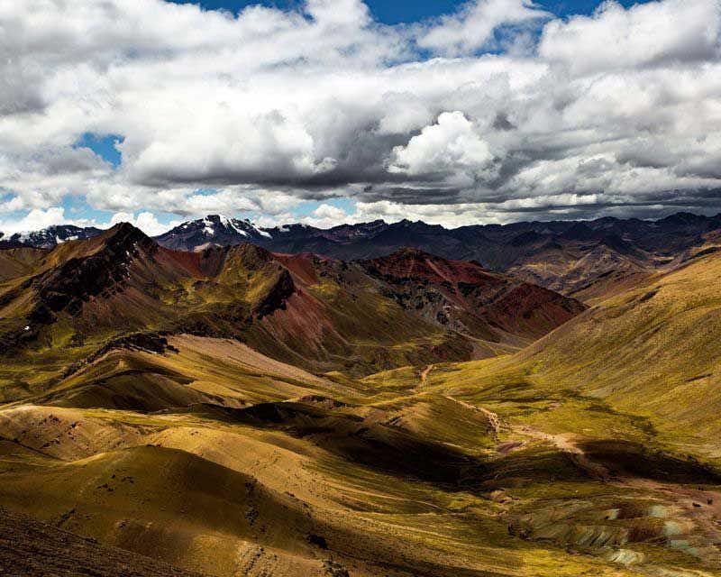 andean mountain range during the ausangate trek