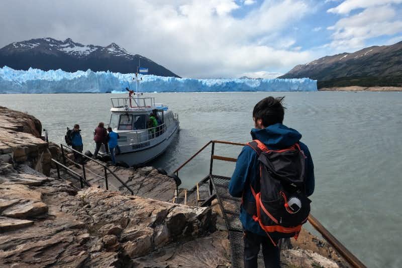 Chico Howlanders embarcado caminata hielo Perito Moreno