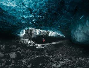 Cueva de hielo Zafiro en Islandia