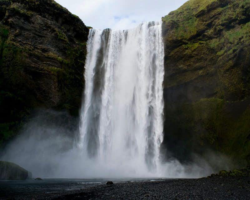 chute d'eau skogafoss, Islande