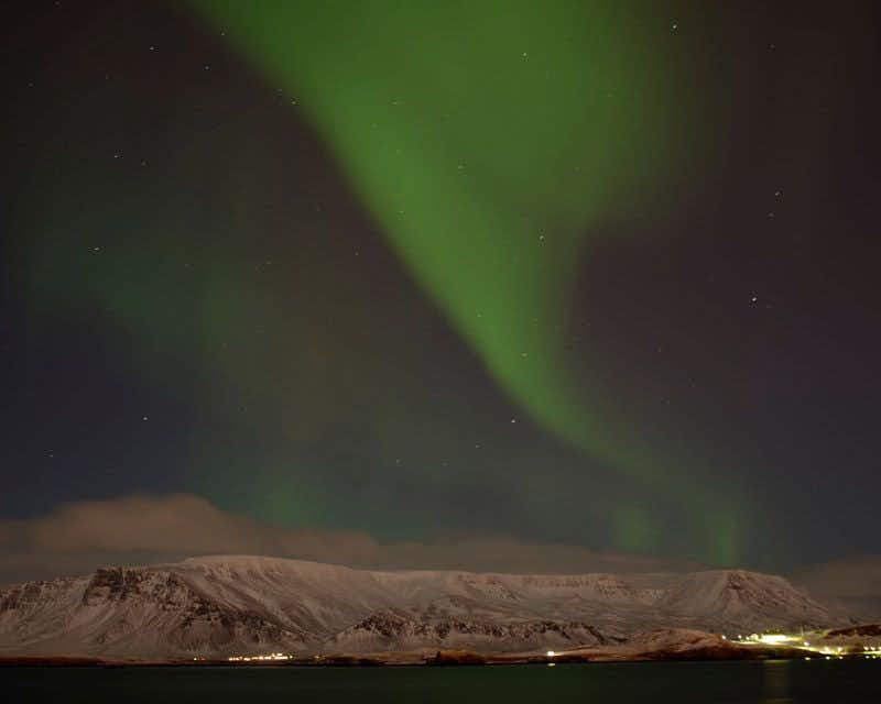 vues de reykjavik excursion en bateau aux aurores boréales
