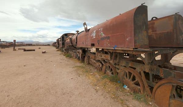 vecchio treno al cimitero ferroviario
