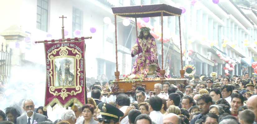 procession ayacucho christ nazareno