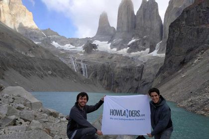 bandera howlanders en Torres del Paine